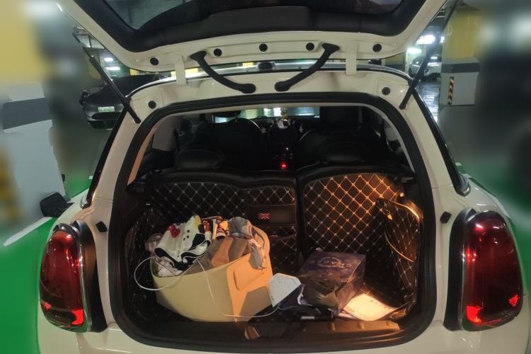 Used MINI 2019 1.5T COOPER Classic Edition Trunk