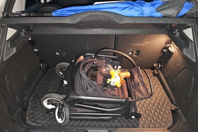 Used MINI 2019 1.5T COOPER Classic Edition Five-Door Version Trunk