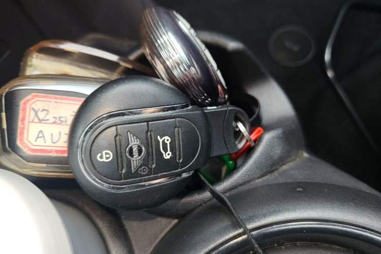 Used MINI 2019 1.5T ONE Vehicle Key