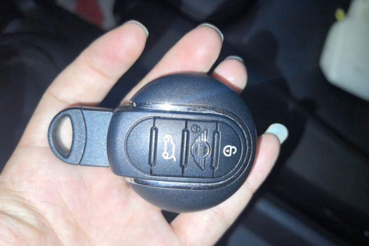 Used MINI 2019 1.5T COOPER Artist Vehicle Key