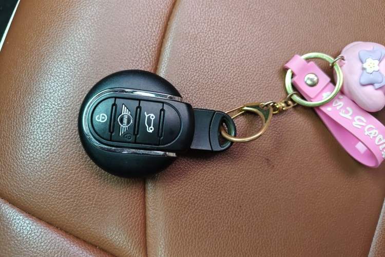 Used MINI 2019 1.5T ONE PLUS Vehicle Key