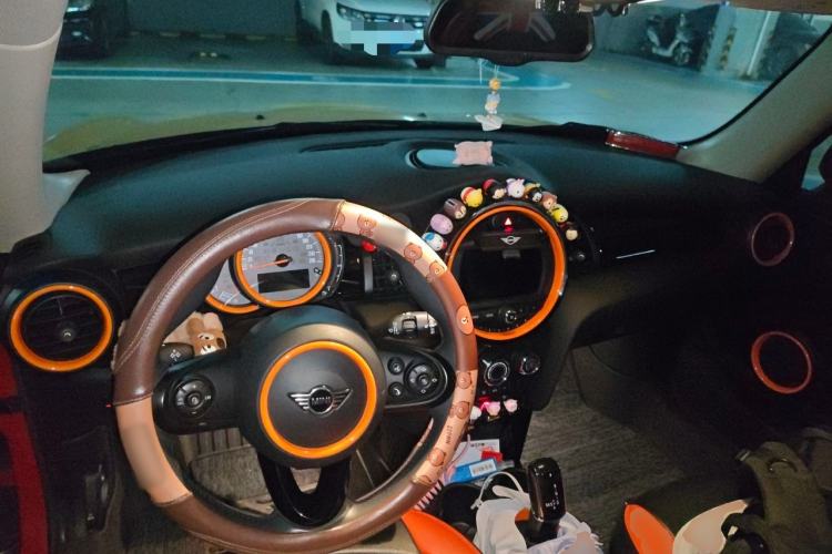 Used MINI 2019 1.5T ONE PLUS Center Console