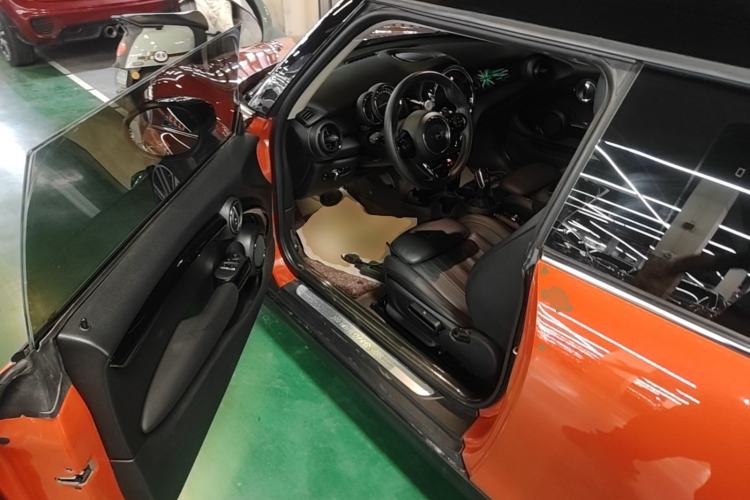 Used MINI 2019 2.0T COOPER S Artist Driver Seat