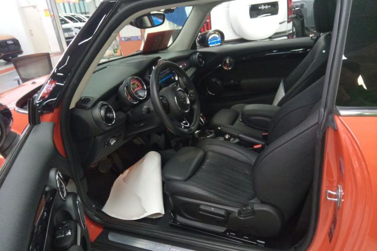 Used MINI 2019 2.0T COOPER S Artist Driver Seat