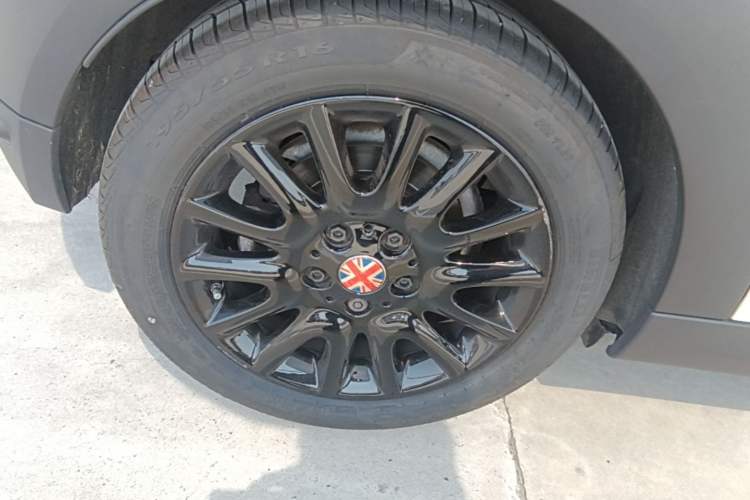 Used MINI 2019 1.5T COOPER Classic Edition Exterior 5