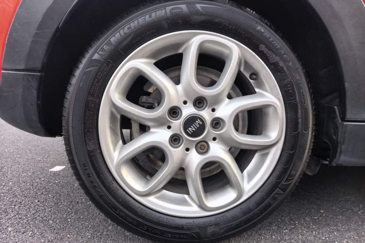 Used MINI 2019 1.5T ONE Five-Door Edition Exterior 7