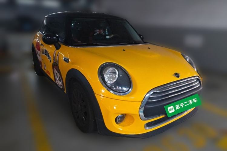 Used MINI 2019 1.5T ONE PLUS Front Right 45 Deg