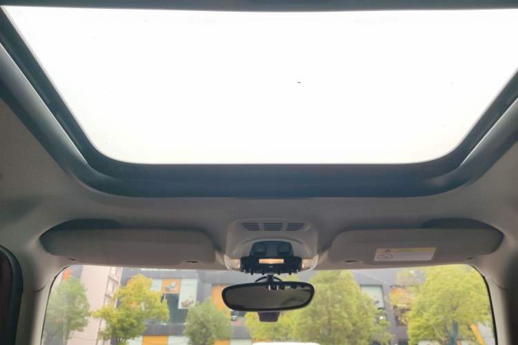Used MINI 2019 1.5T ONE Five-Door Edition Headliner