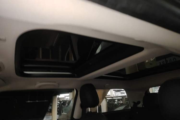 Used MINI 2019 2.0T COOPER S Artist Headliner