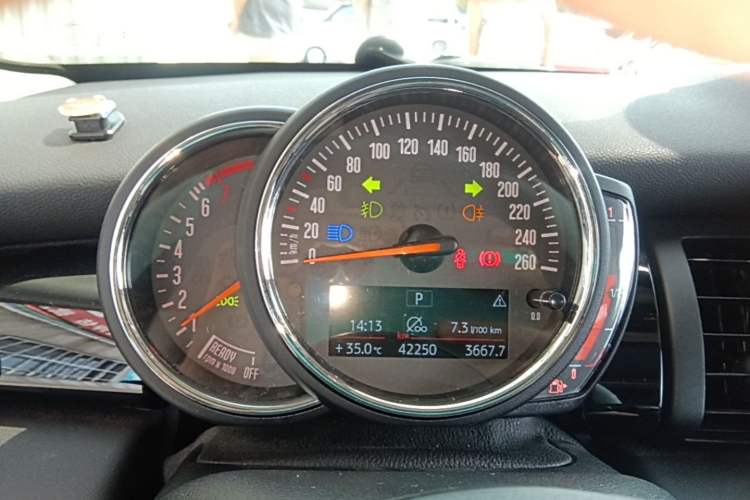 Used MINI 2019 1.5T COOPER Classic Edition Instrument Cluster