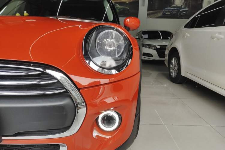 Used MINI 2019 1.5T ONE PLUS Five-Door Edition Left Front Headlight