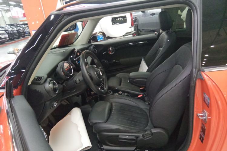 Used MINI 2019 2.0T COOPER S Artist Left Front Seat