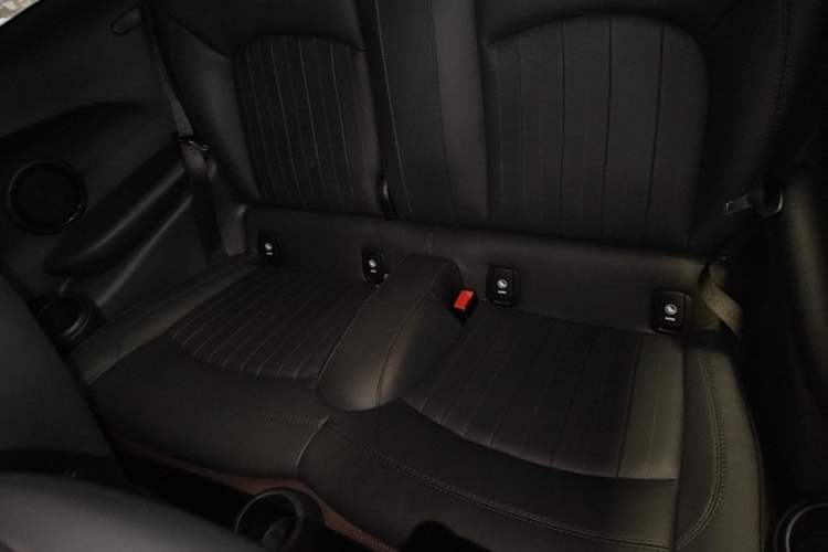 Used MINI 2019 2.0T COOPER S Artist Left Rear Seat
