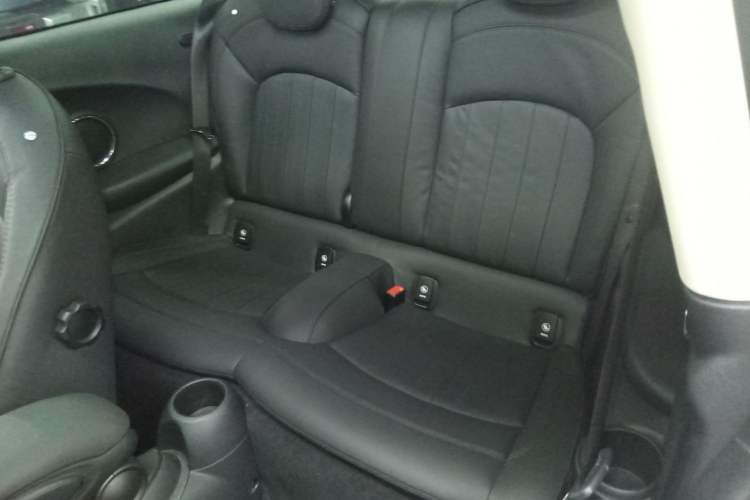 Used MINI 2019 2.0T COOPER S Artist Left Rear Seat