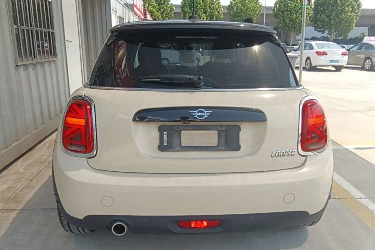 Used MINI 2019 1.5T COOPER Classic Edition Rear