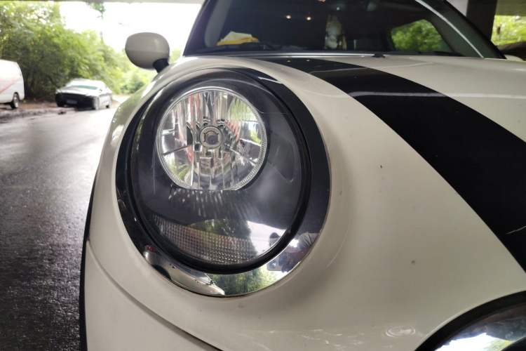 Used MINI 2019 1.5T ONE PLUS Five-Door Edition Right Front Headlight