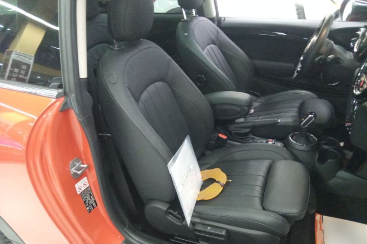 Used MINI 2019 2.0T COOPER S Artist Right Front Seat
