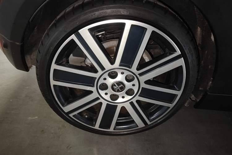 Used MINI 2019 2.0T COOPER S Artist Right Rear Wheel Hub