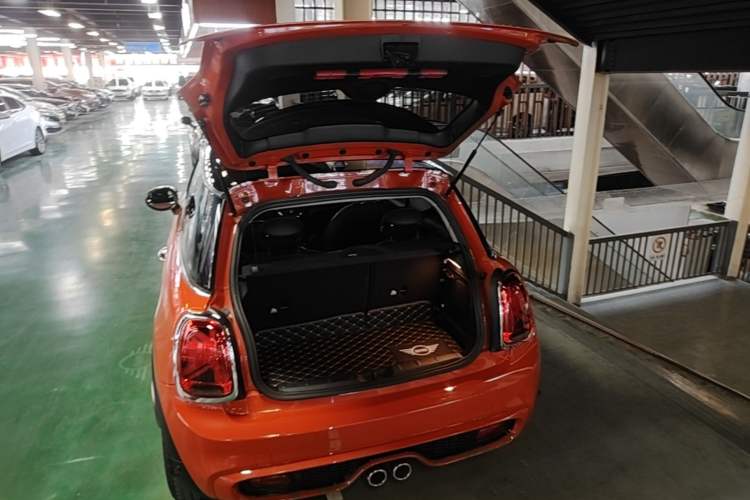 Used MINI 2019 2.0T COOPER S Artist Trunk