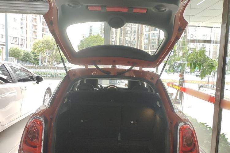 Used MINI 2019 1.5T ONE PLUS Five-Door Edition Trunk