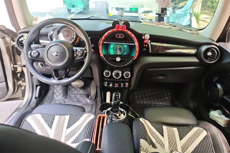 Used MINI 2020 1.5T COOPER Classic Edition Center Console