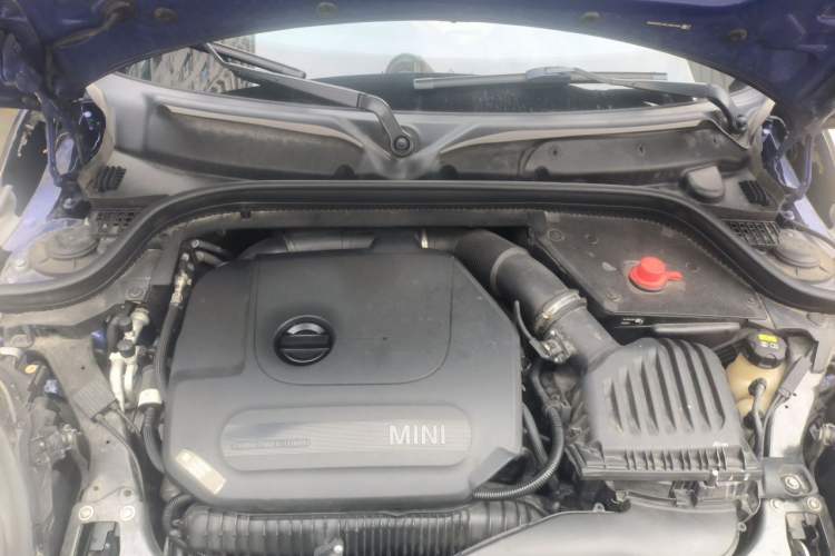 Used MINI 2020 2.0T COOPER S Racing Driver Engine Bay