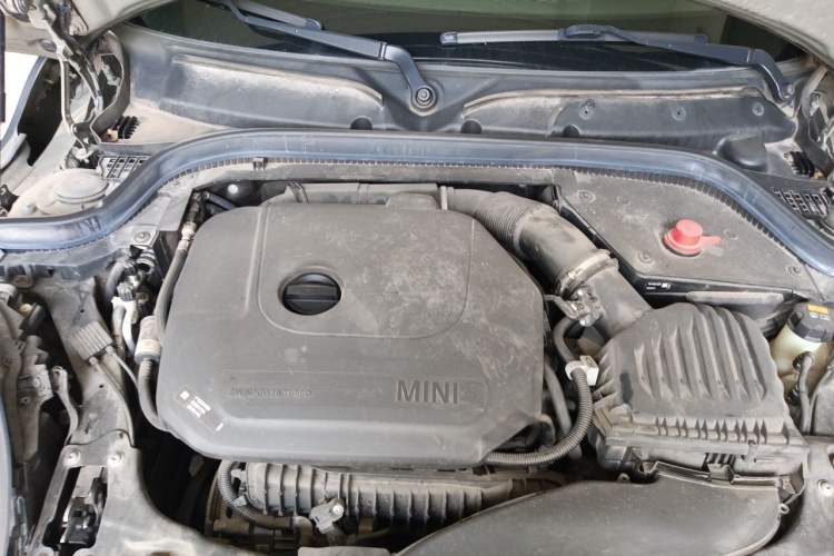 Used MINI 2020 1.5T COOPER Classic Edition Five-Door Version Engine Bay