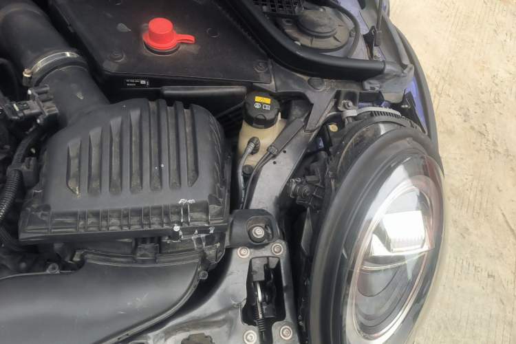 Used MINI 2020 2.0T COOPER S Racing Driver Engine Bay Left
