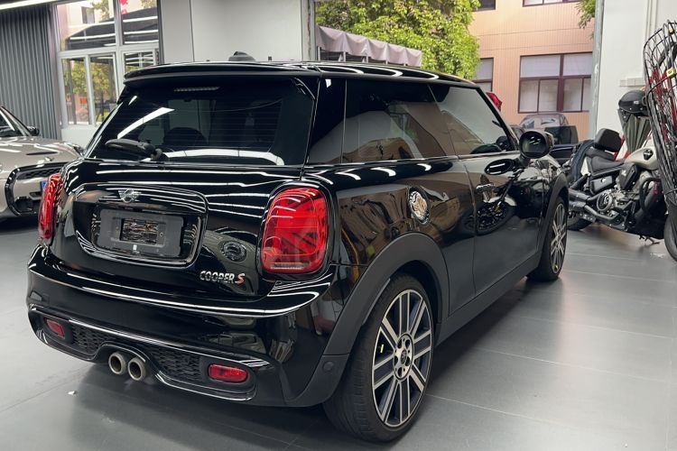 Used MINI 2020 2.0T COOPER S Artist Exterior 4