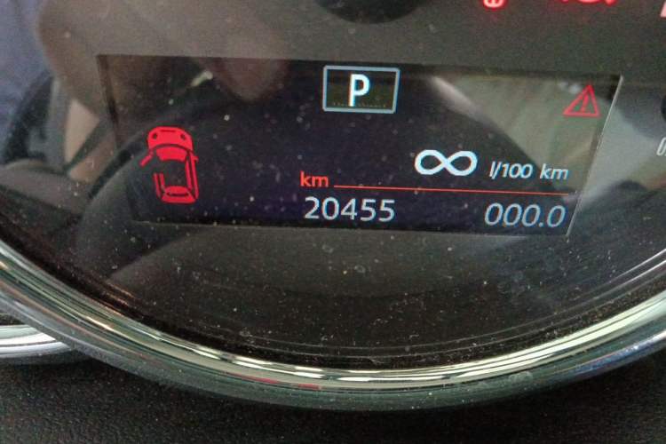 Used MINI 2020 1.5T COOPER Classic Edition Five-Door Version Odometer Close Up