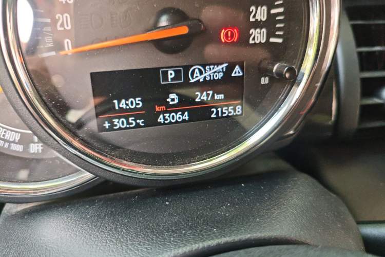 Used MINI 2020 1.5T COOPER Classic Edition Odometer Close Up