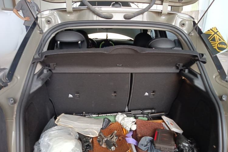 Used MINI 2020 1.5T COOPER Classic Edition Five-Door Version Trunk