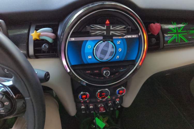 Used MINI 2020 2.0T COOPER S CABRIO Artist Audio And AC Panel