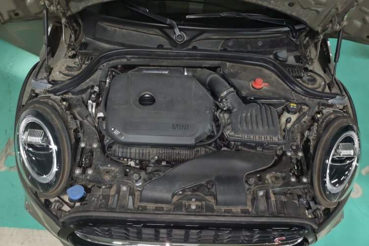 Used MINI 2020 2.0T COOPER S Racing Driver Engine Bay