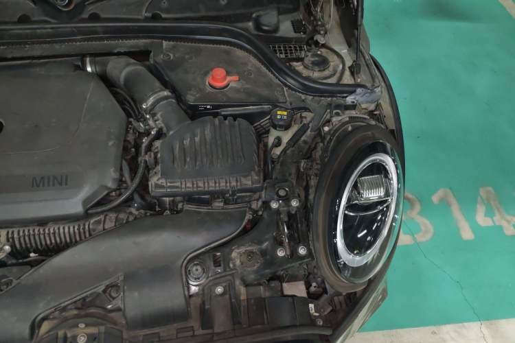 Used MINI 2020 2.0T COOPER S Racing Driver Engine Bay Left