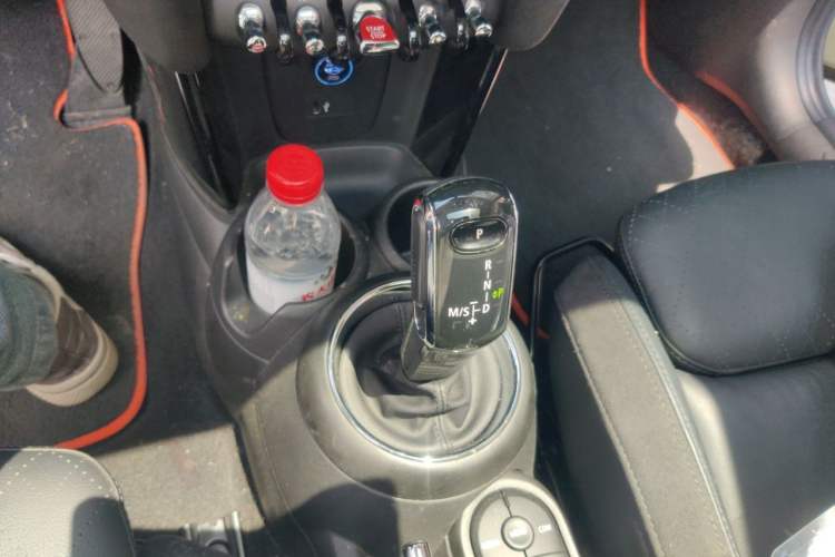 Used MINI 2020 1.5T COOPER Artist Gear Lever
