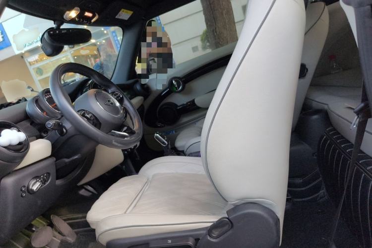 Used MINI 2020 2.0T COOPER S CABRIO Artist Left Front Seat