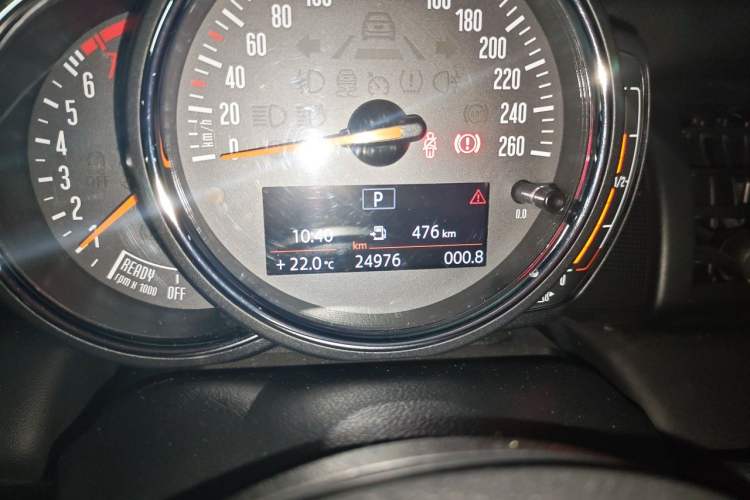 Used MINI 2020 2.0T COOPER S Racing Driver Odometer Close Up