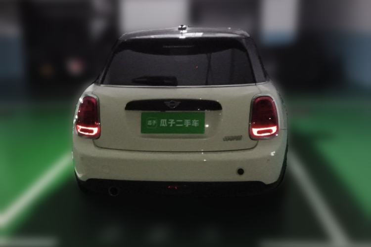 Used MINI 2020 1.5T COOPER Classic Edition Five-Door Version Rear