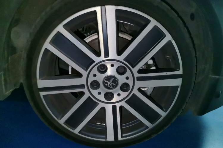 Used MINI 2020 2.0T COOPER S Artist Right Front Wheel Hub