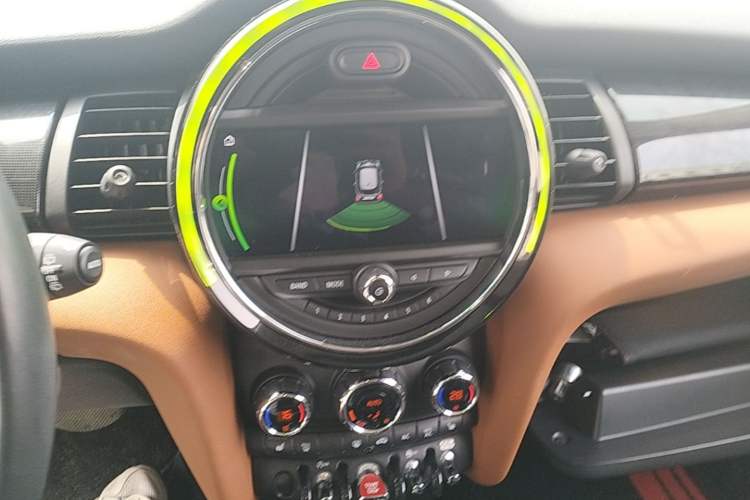 Used MINI 2020 1.5T COOPER Artist Audio And AC Panel