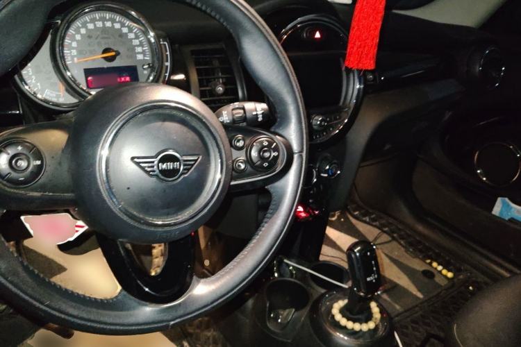 Used MINI 2020 1.5T ONE PLUS Center Console