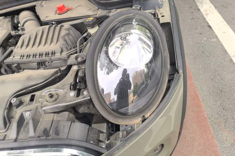 Used MINI 2020 1.5T ONE PLUS Engine Bay Left