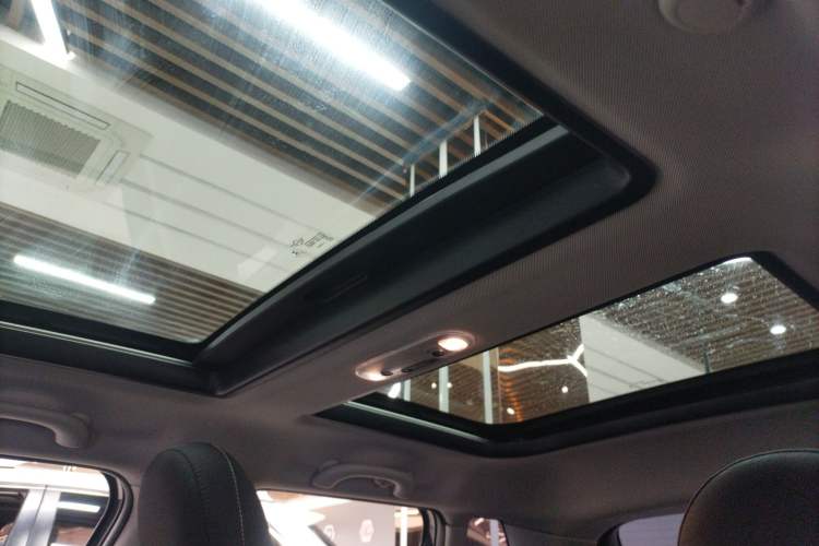 Used MINI 2020 1.5T ONE PLUS Five-Door Edition Headliner