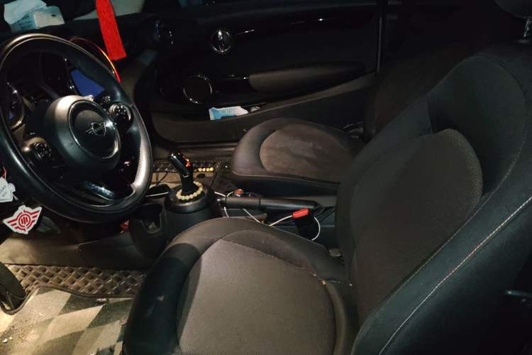Used MINI 2020 1.5T ONE PLUS Left Front Seat
