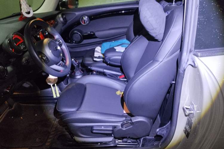Used MINI 2020 2.0T COOPER S Classic Edition Left Front Seat
