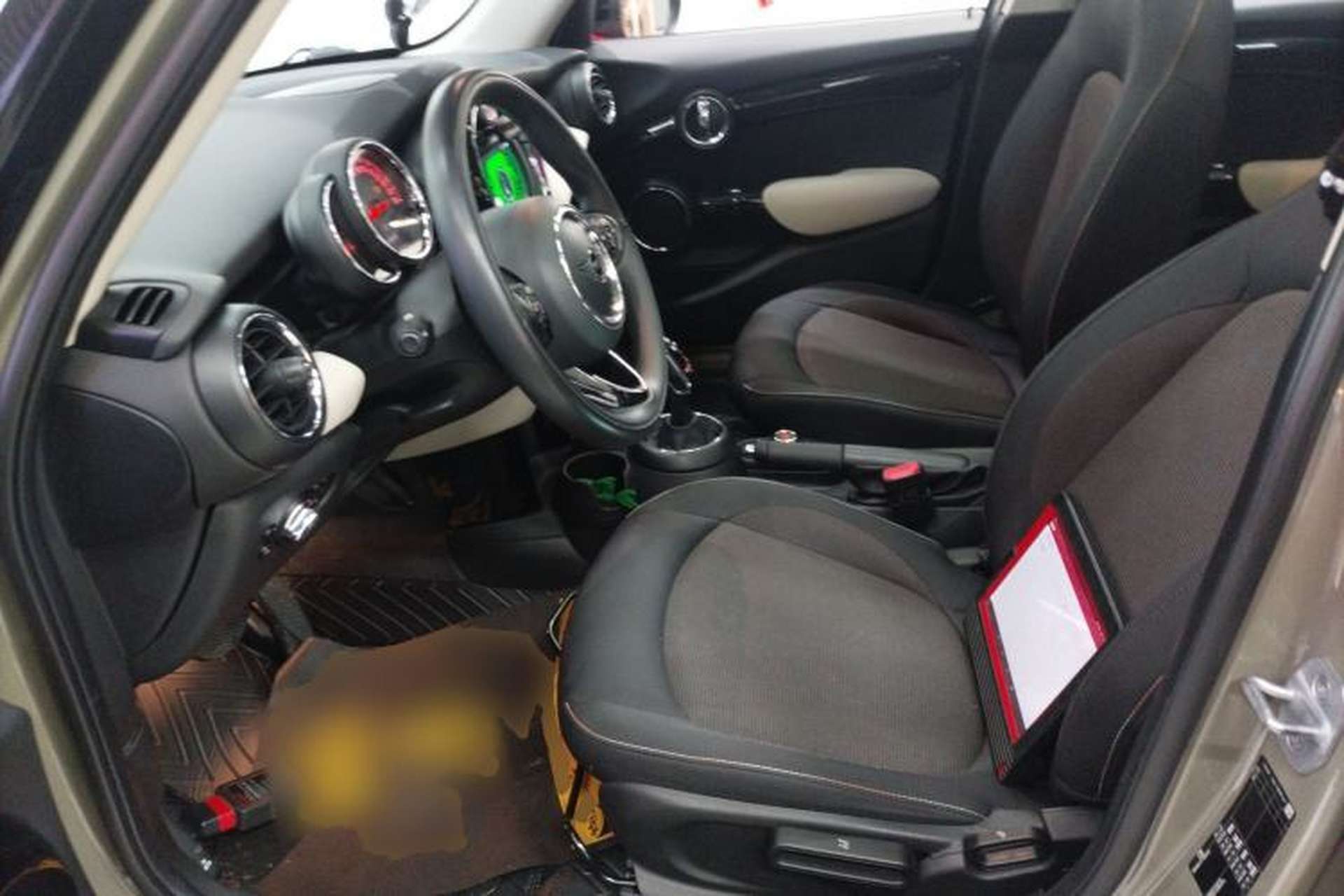 Used MINI 2020 1.5T ONE PLUS Five-Door Edition Left Front Seat