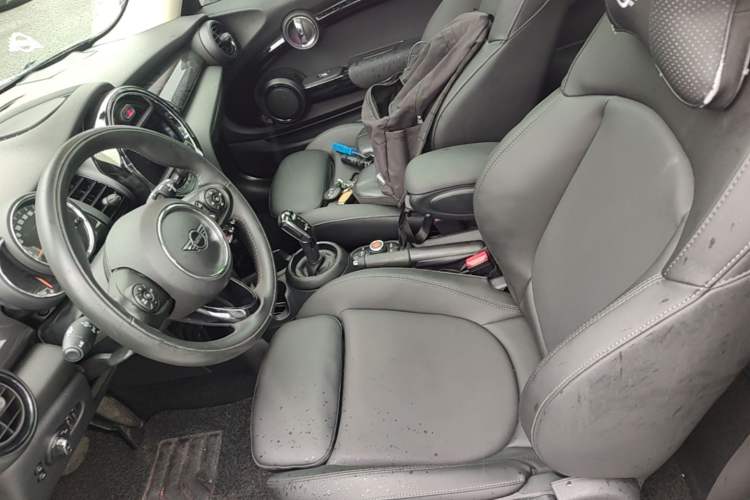 Used MINI 2020 1.5T COOPER Classic Edition Left Front Seat