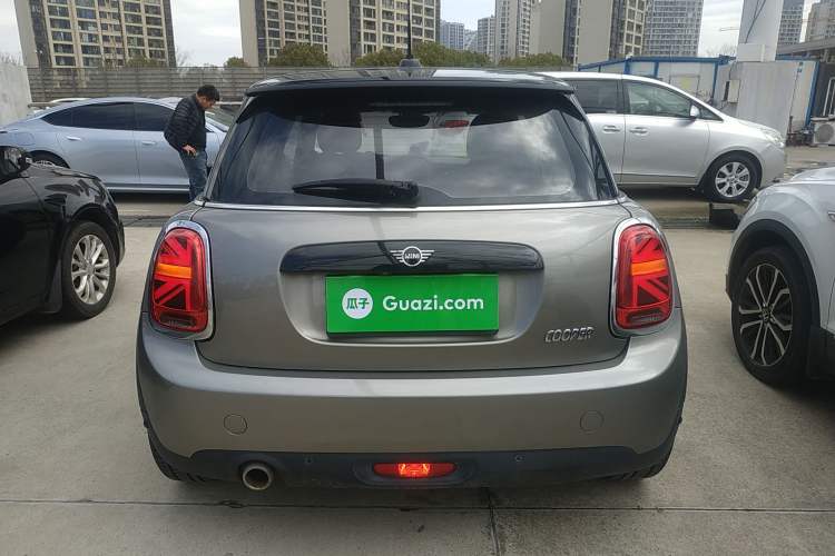 Used MINI 2020 1.5T COOPER Classic Edition Rear