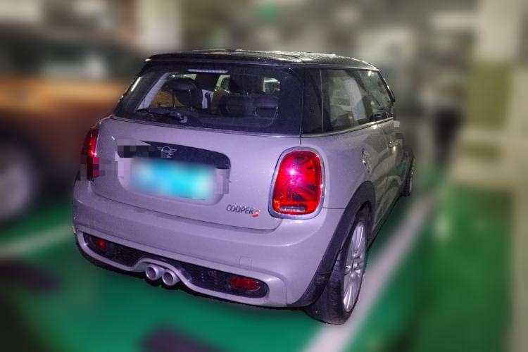 Used MINI 2020 2.0T COOPER S Classic Edition Rear Right 45 Deg